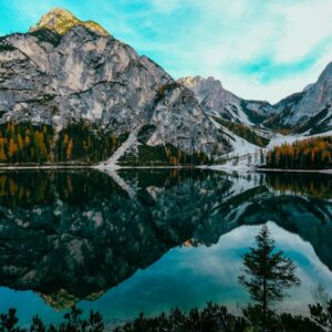 Mountain Landscapes - A breathtaking view of Lake Braies with mountain #1525041