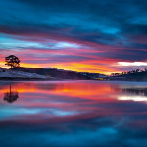 Lake Reflections - Stunning lake reflections with a vibrant sunset #2131844