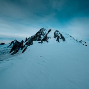 Snow Mountains - Breathtaking scene of snow-covered mountains and #2937792