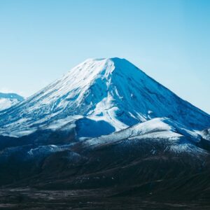 Snow Mountains - Majestic snow-capped mountain in Tongariro Natio #4053562